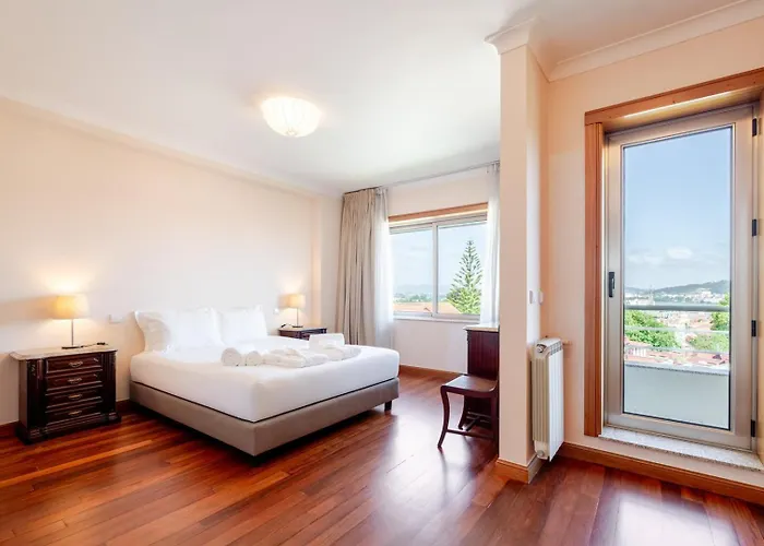 Luzia By Portugal Active